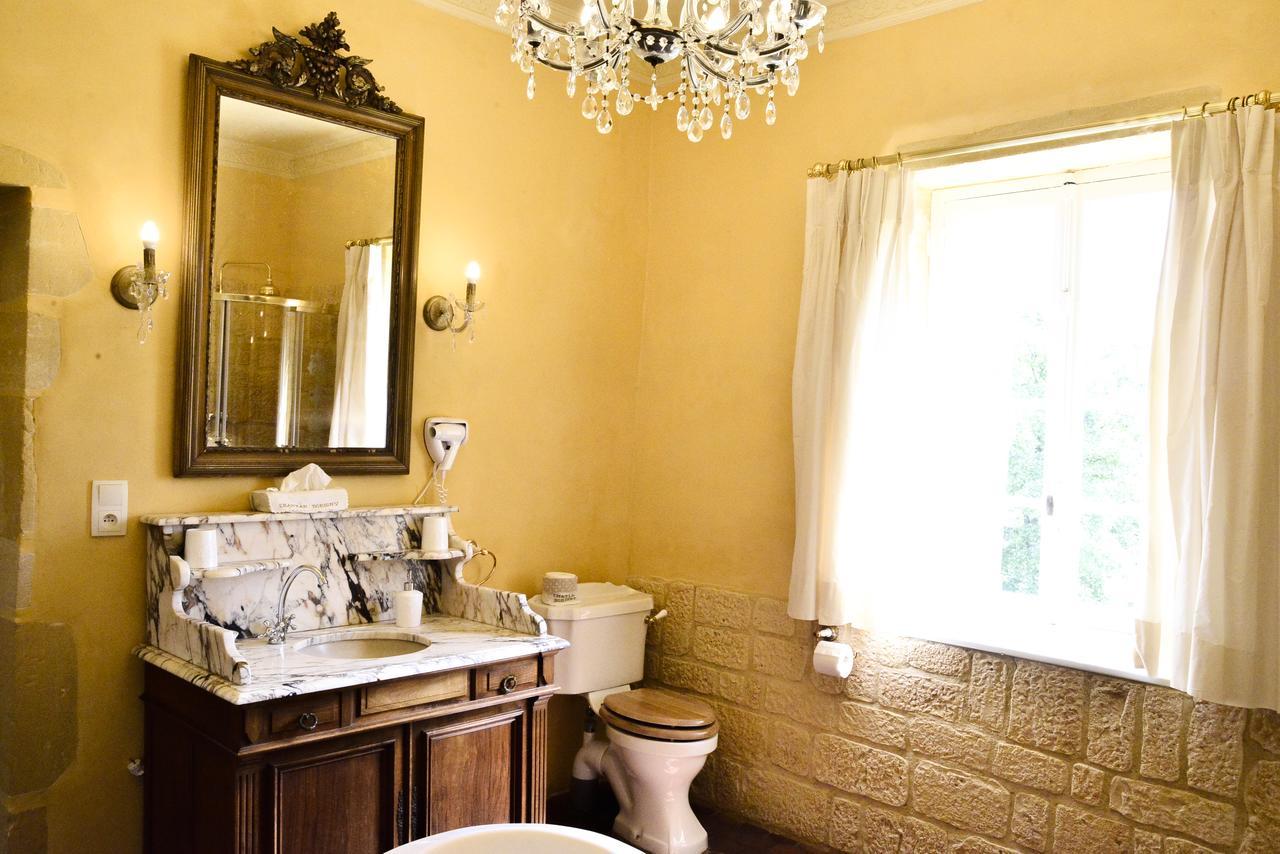 Chateau D'Origny, Chambres D'Hotes Et Restaurant Gastronomique Ouches Ngoại thất bức ảnh